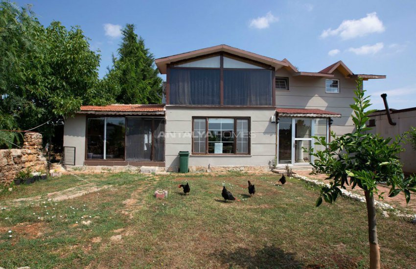 Charming Duplex Villa Surrounded by Nature in Antalya 6