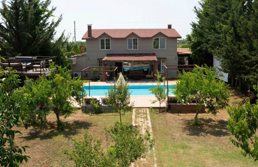 Charming Duplex Villa Surrounded by Nature in Antalya 9