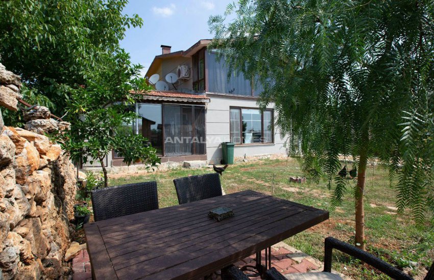 Charming Duplex Villa Surrounded by Nature in Antalya 10