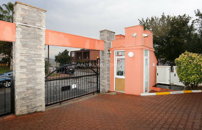 Muratpaşa'da Merkezi Konumda Fiyat Avantajlı Dubleks Daire 9