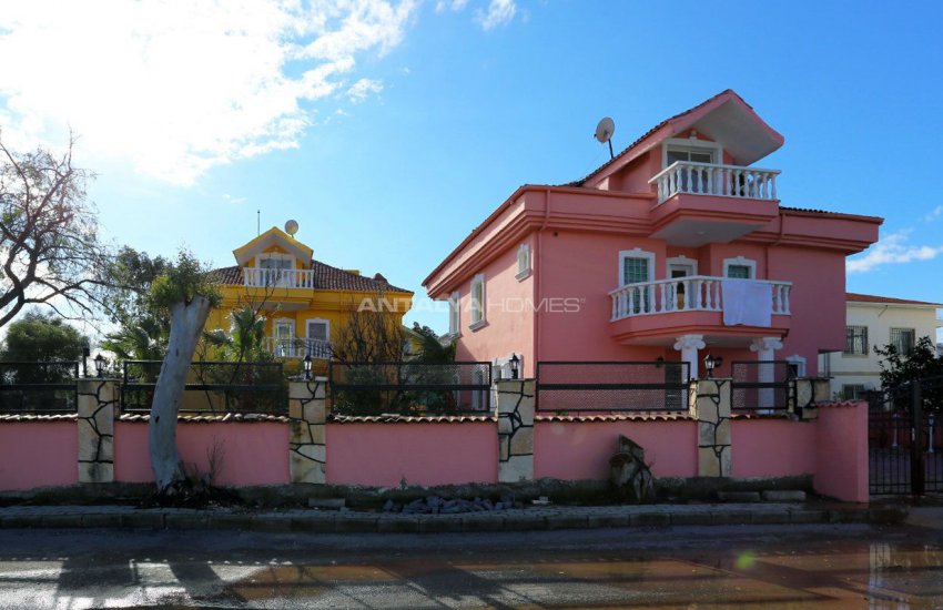 Antalya Belek’te Ortak Bahçeli Müstakil 2 Villa 21