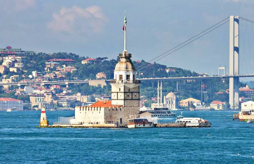 İstanbul'un En Popüler Lokasyonunda Satılık Otel Arsası 1