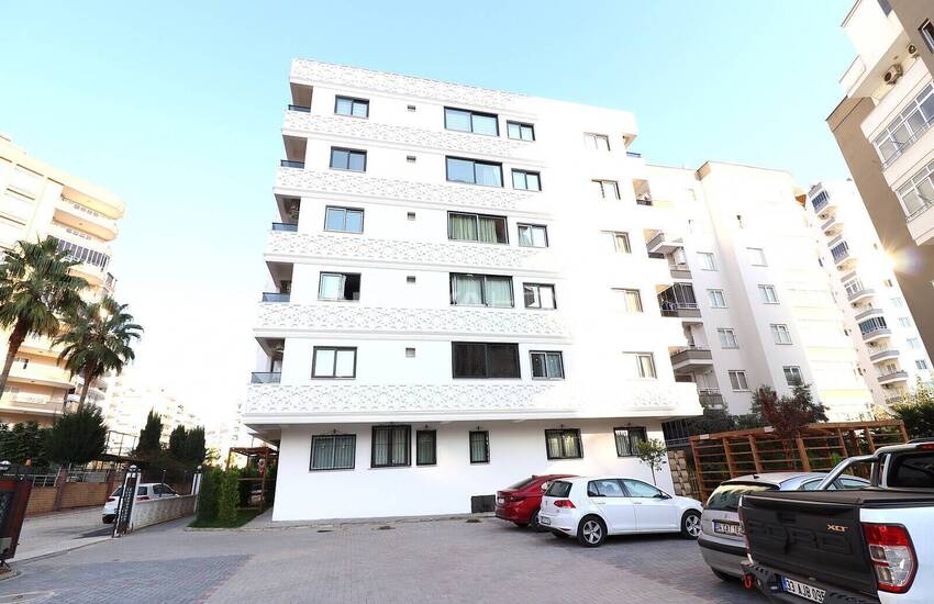 Gemeubileerd Appartement Met Een Eenpersoonskamer In Mersin 1