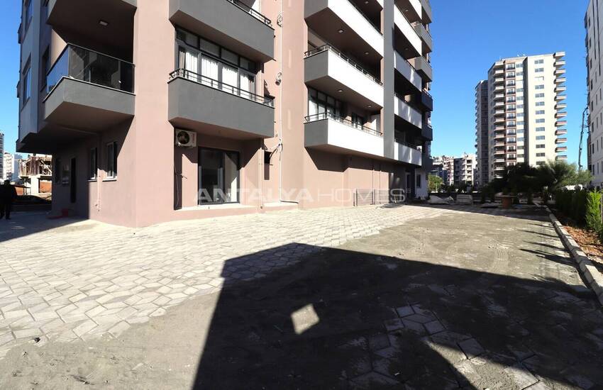 The Flats with En-suite Bathrooms in Tece Mersin 4