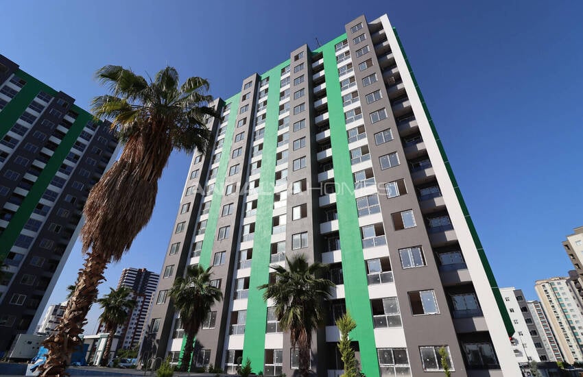 Immobiliers D'investissement De 2 Chambres Vue Mer À Mersin