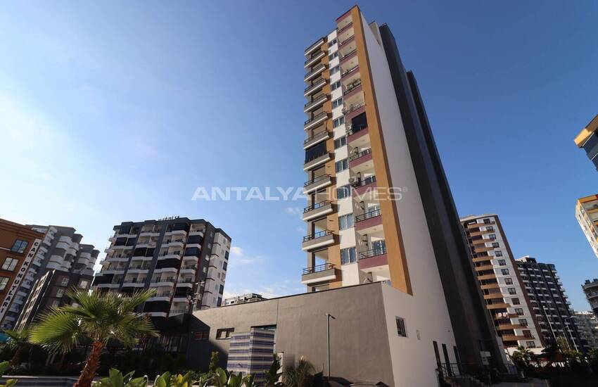 Tece'de Deniz ve Doğa Manzaralı Satılık Daireler 2