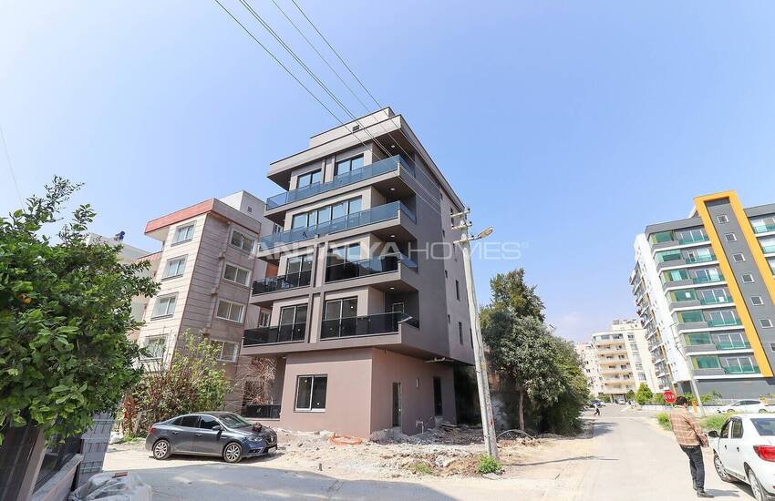 Ready to Move Apartment Near the Sea in Mersin Erdemli 1