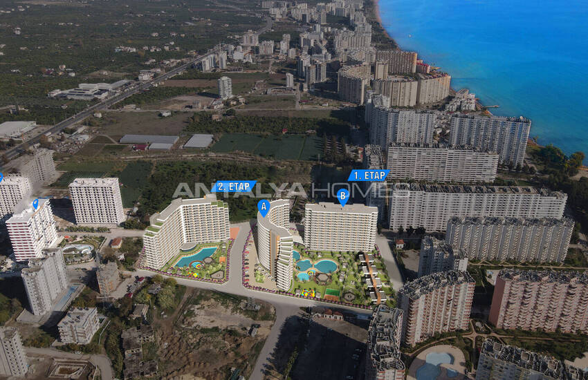 Flats with City and Sea Views in Mersin Tomuk