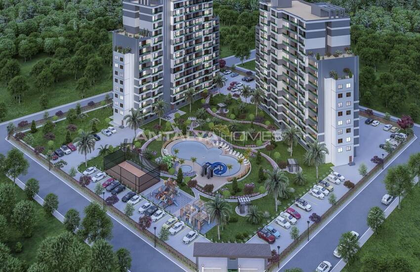 Modern Flats Rich Featured Complex Close to the Sea in Mersin