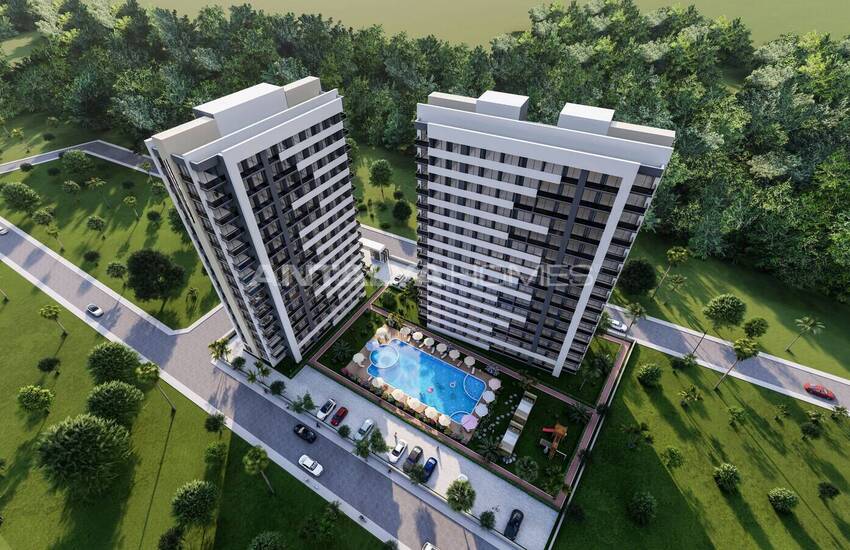 Appartements Sur Route Principale Près De La Plage À Mersin 1