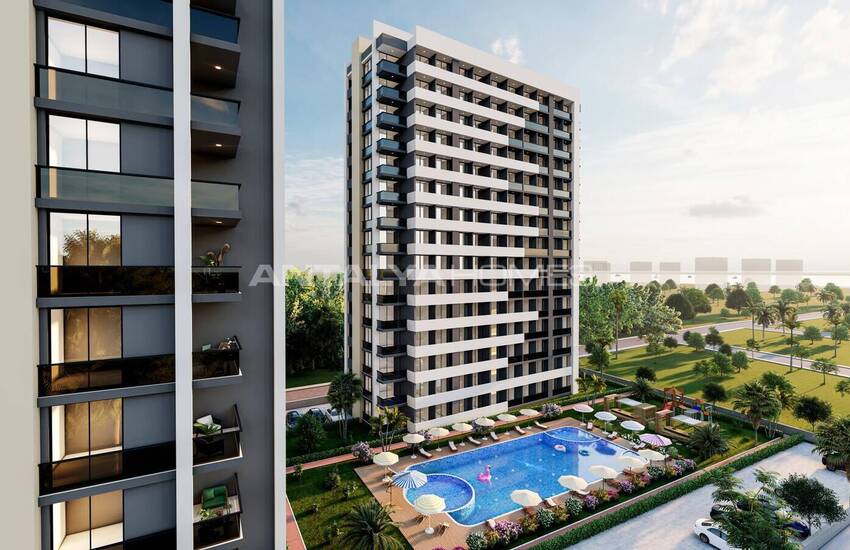 Appartements Sur Route Principale Près De La Plage À Mersin 4