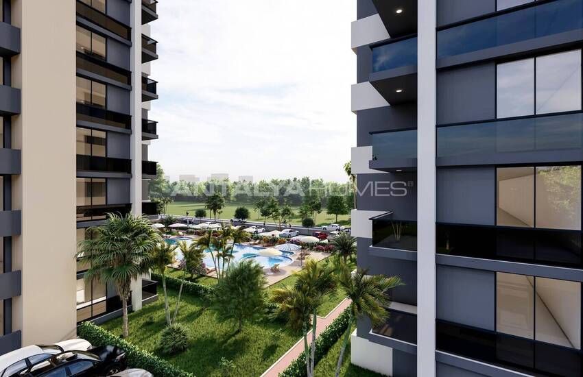 Appartements Sur Route Principale Près De La Plage À Mersin 5