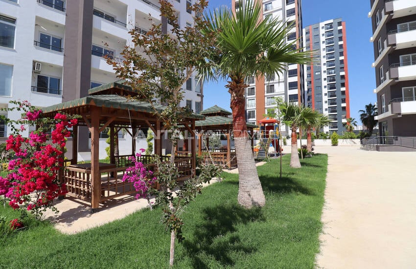 Mersin Tömük'te Plaja Yürüme Mesafesinde Satılık Daireler 9