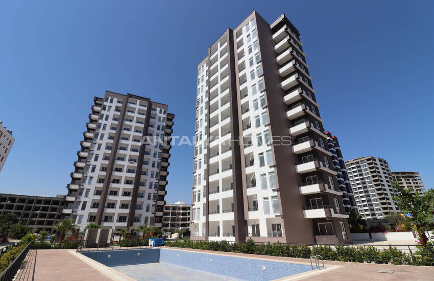 Mersin Tömük'te Plaja Yürüme Mesafesinde Satılık Daireler 3