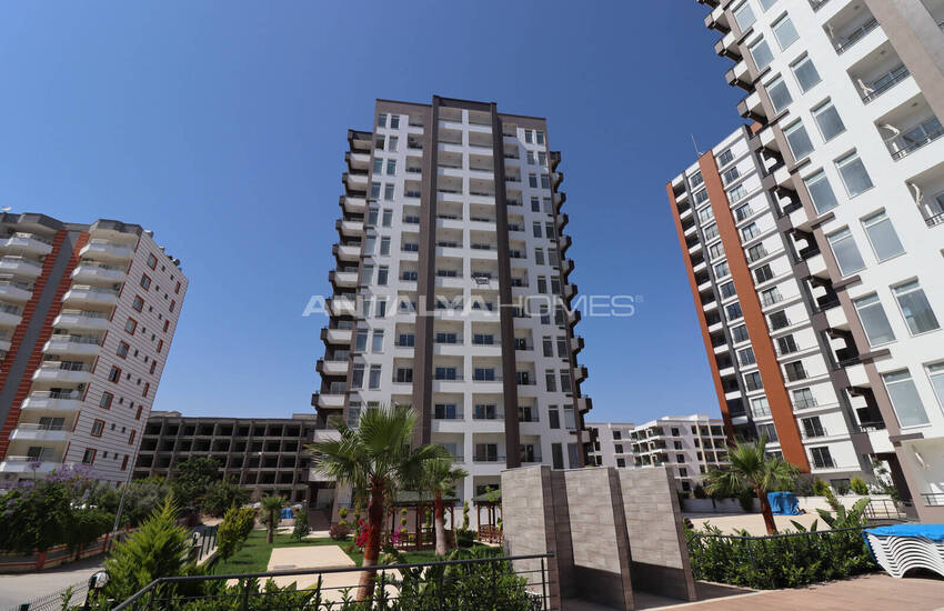 Mersin Tömük'te Plaja Yürüme Mesafesinde Satılık Daireler 4