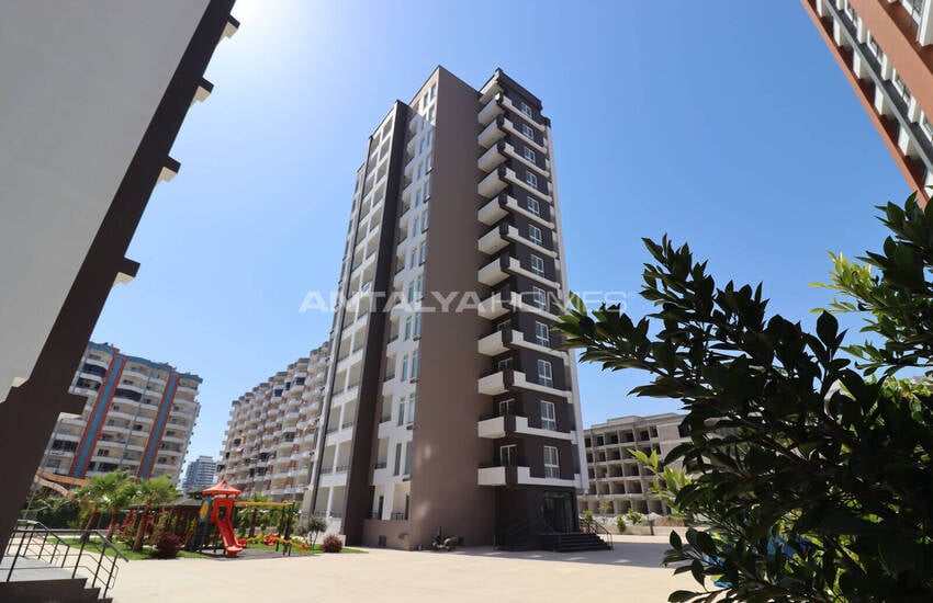 Mersin Tömük'te Plaja Yürüme Mesafesinde Satılık Daireler 5
