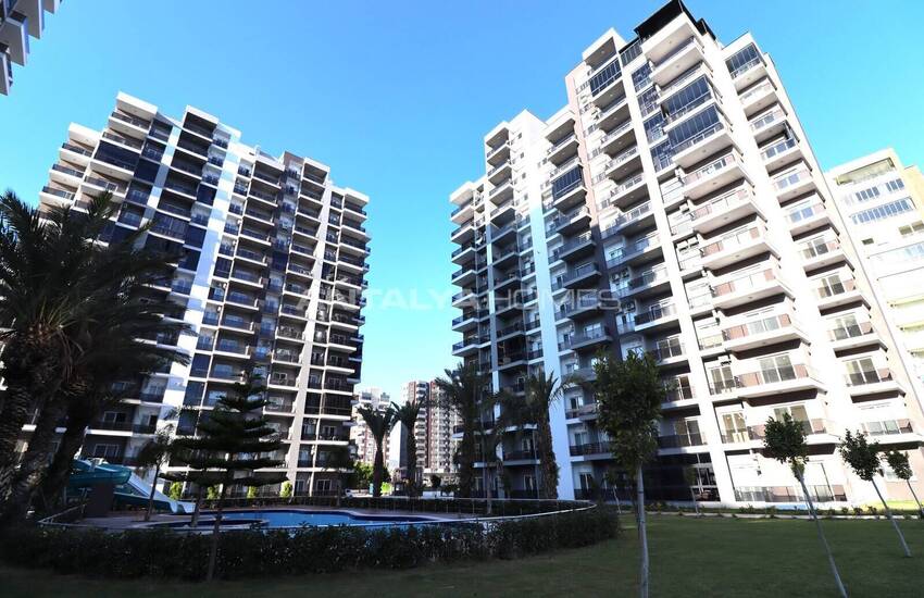 Mersin Tece'de Aquaparklı Site İçerisinde Şık Daireler 3