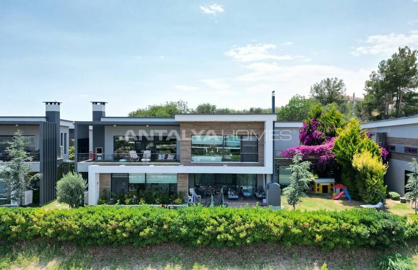 آپارتمان شیک 4 خوابه آماده تحویل در مرسین 1