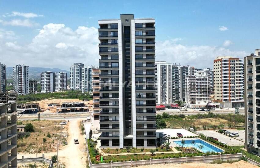 4-bedroom Flat Within Walking Distance of the Beach in Mersin