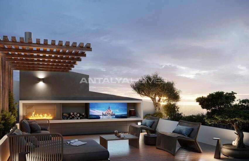 Mersin Mezitli'de Plaja Yürüme Mesafesinde Daireler 1