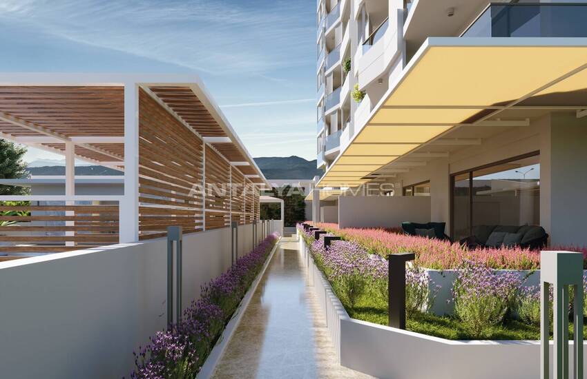 Mersin Mezitli'de Plaja Yürüme Mesafesinde Daireler 13