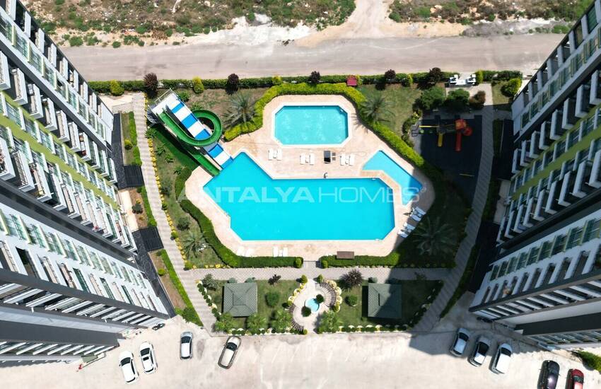 Tece'de Plaja Yürüme Mesafesinde Ebeveyn Banyolu Daireler 2