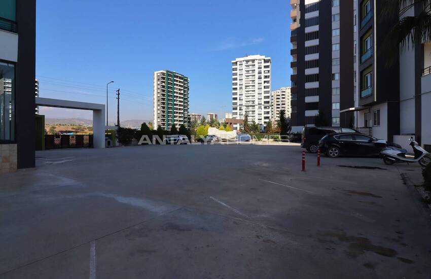 Tece'de Plaja Yürüme Mesafesinde Ebeveyn Banyolu Daireler 20