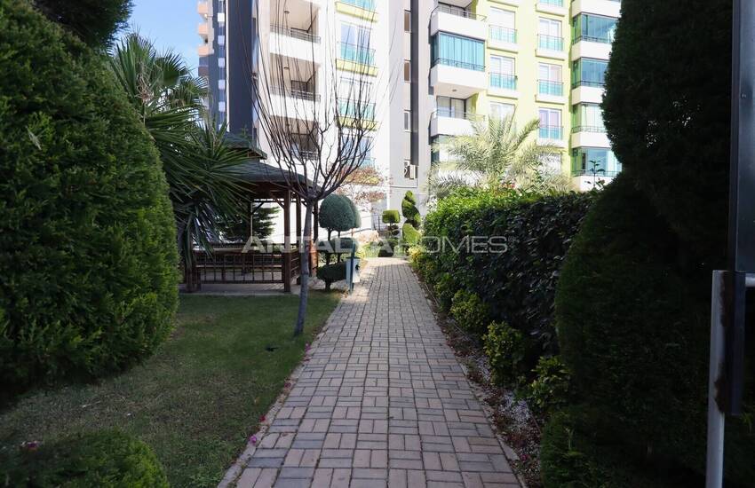 Tece'de Plaja Yürüme Mesafesinde Ebeveyn Banyolu Daireler 14