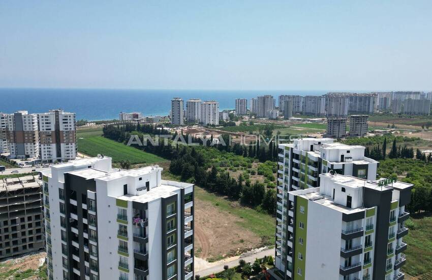 Tece'de Plaja Yürüme Mesafesinde Ebeveyn Banyolu Daireler 17