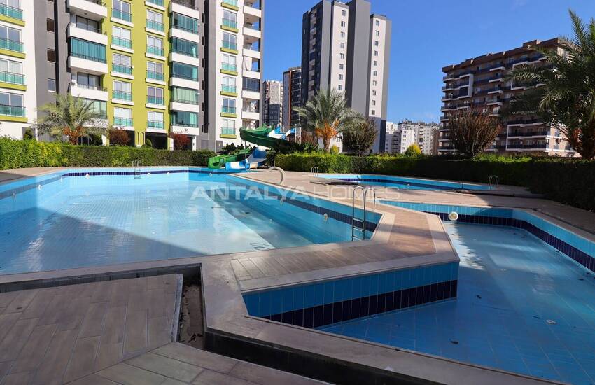 Tece'de Plaja Yürüme Mesafesinde Ebeveyn Banyolu Daireler 18