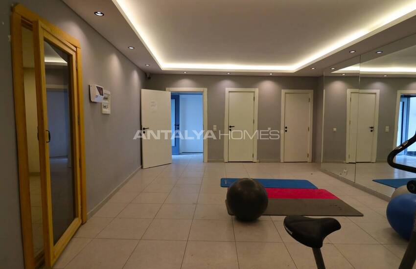 Tece'de Plaja Yürüme Mesafesinde Ebeveyn Banyolu Daireler 25