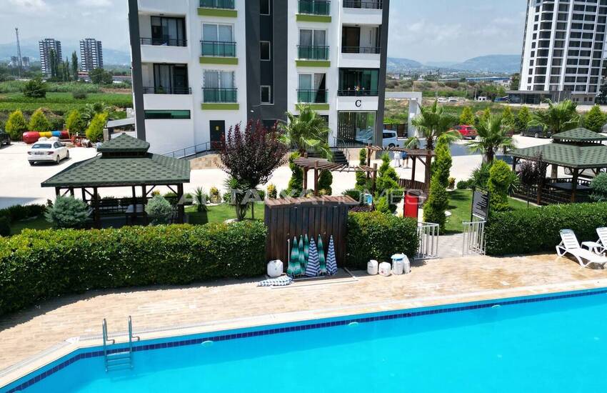 Tece'de Plaja Yürüme Mesafesinde Ebeveyn Banyolu Daireler 6