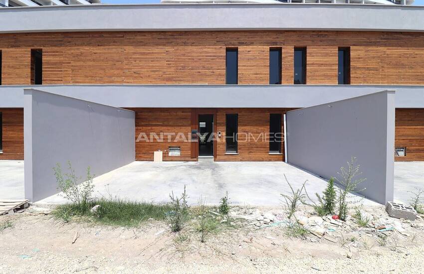 فيلا بحرفية عالية الجودة وإطلالة على المناظر الطبيعية في مرسين 4