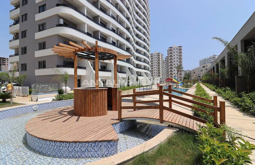 فيلا بحرفية عالية الجودة وإطلالة على المناظر الطبيعية في مرسين 6