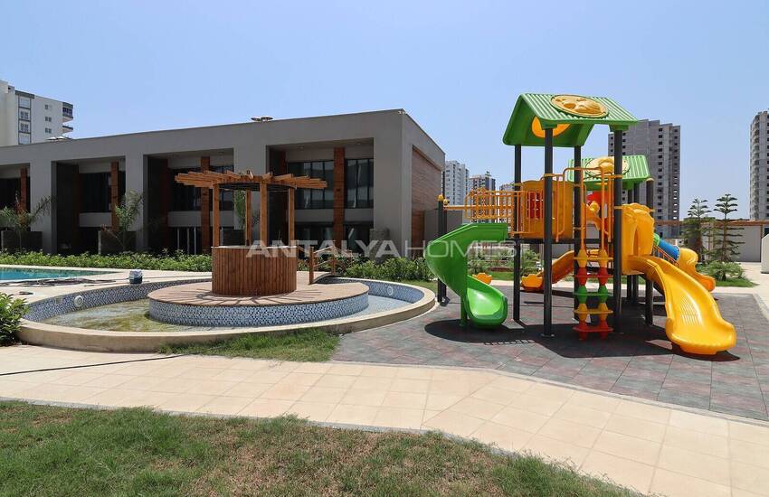 فيلا بحرفية عالية الجودة وإطلالة على المناظر الطبيعية في مرسين 7