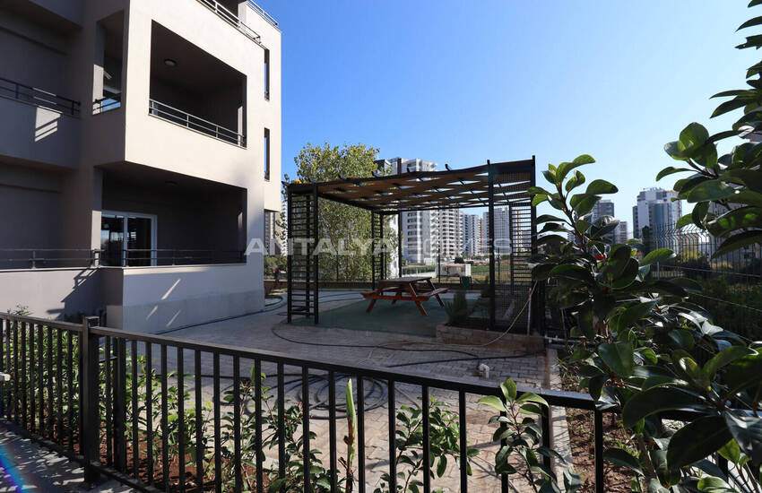 New Build Flats in Complex Close to Beach in Mersin Erdemli 6