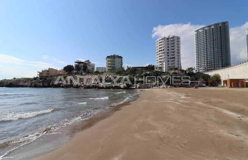 Новые квартиры рядом с морем в Мерсин Аяс 8