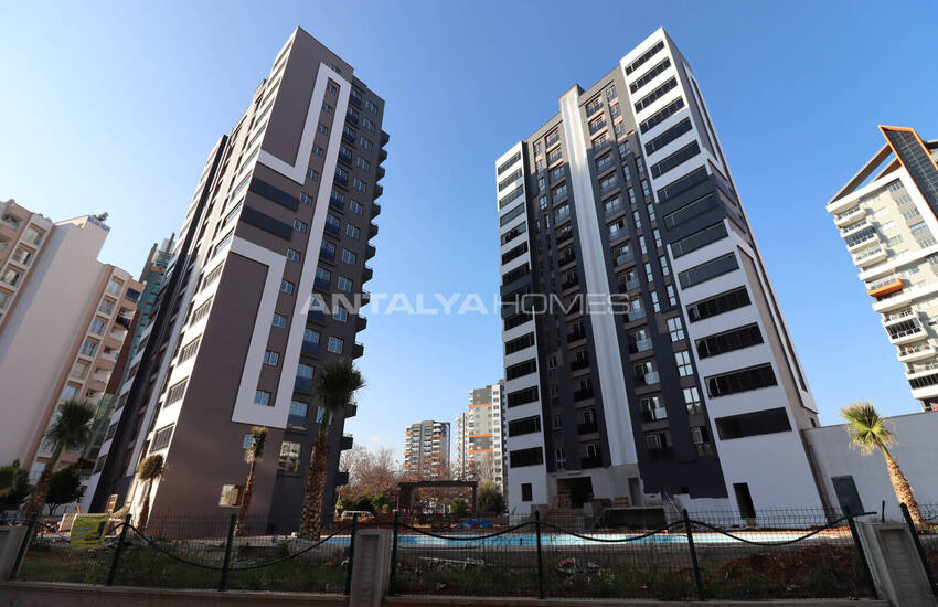 Mersin Mezitli'de Sosyal Olanaklara Yakın Sıfır Daireler 9