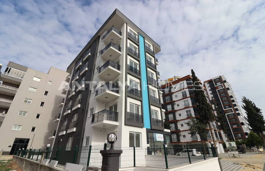 Newly-built Key-ready Flats with 1 Bedroom in Tece Mersin 3
