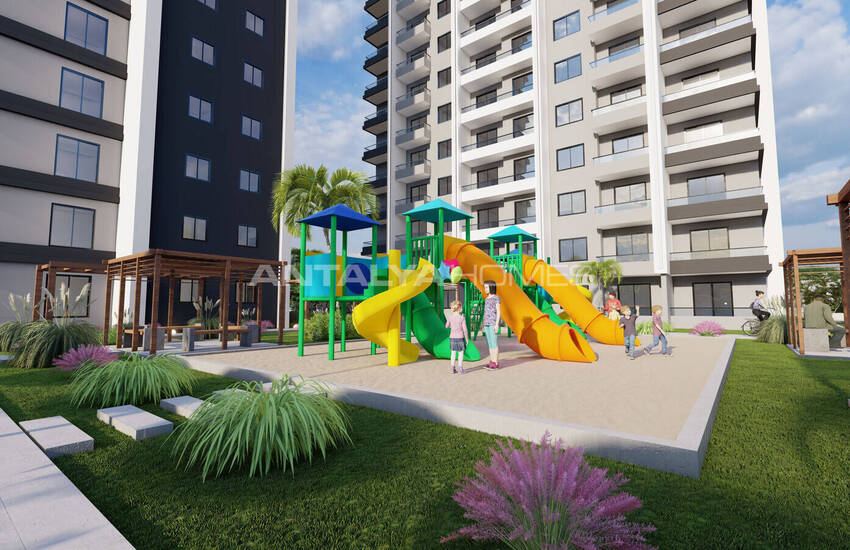 Mersin'de Sosyal Olanaklara Sahip Sitede Uygun Fiyatlı Daireler 13