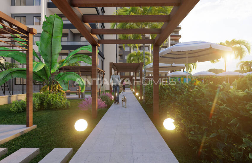 Mersin'de Sosyal Olanaklara Sahip Sitede Uygun Fiyatlı Daireler 10