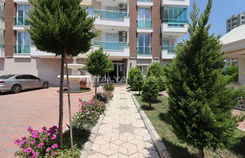 Mersin'de Havuzlu Sitede Uygun Fiyatlı Deniz Manzaralı Daire 5