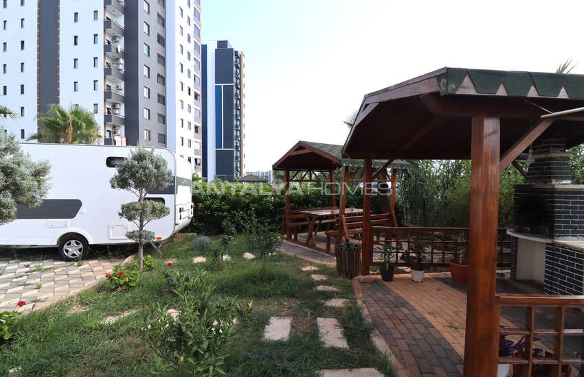 4-sovrumslägenhet I Ett Komplex Med Pool I Mersin Mezitli 9