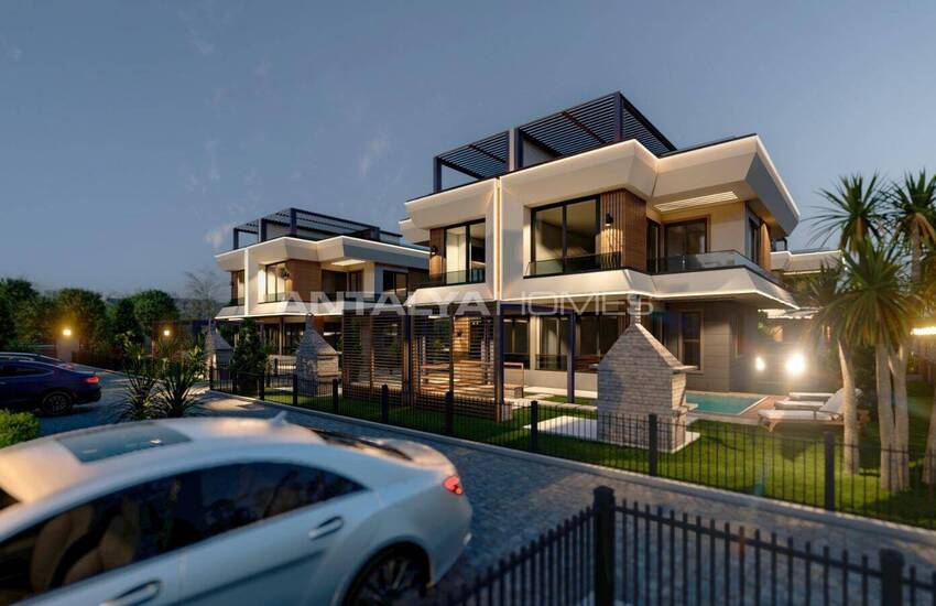 Mersin Ayaş'ta Deniz ve Doğa Manzaralı Şık Villalar 2