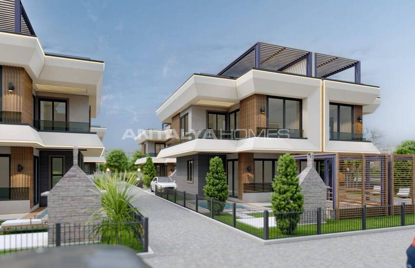 Mersin Ayaş'ta Deniz ve Doğa Manzaralı Şık Villalar 1