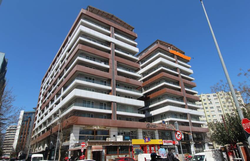 Commercial Properties in Istanbul Next to E-5 Highway 1