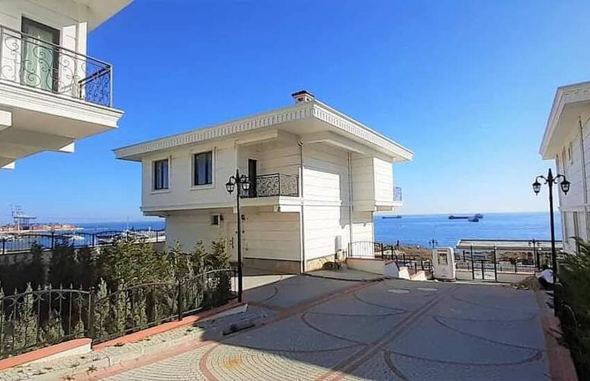 Houses for Sale Against to the Sea of Marmara in Istanbul