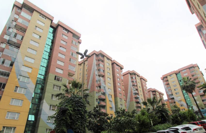 Well-located Duplex Flat in a Complex in Kagithane Istanbul 1