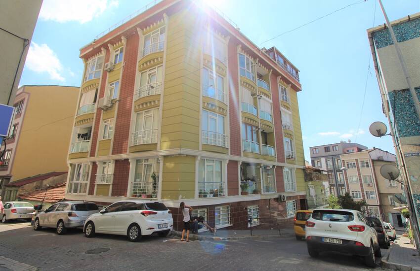 Wohnung In Beyoglu In Der Nähe Von Sozialen Einrichtungen 1