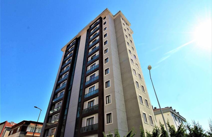 Well-located Apartment in Istanbul Umraniye Close to Metro